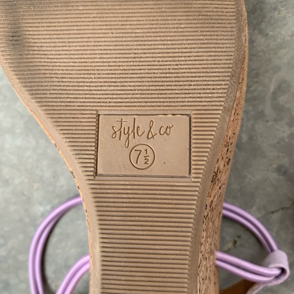 Sandals - Picture 3 of 3